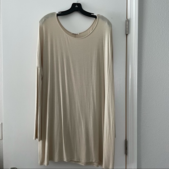 Drop shoulder, camel tunic - Picture 2 of 2